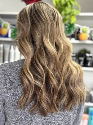 Mid-length blonde with loose everyday curls by Jenn